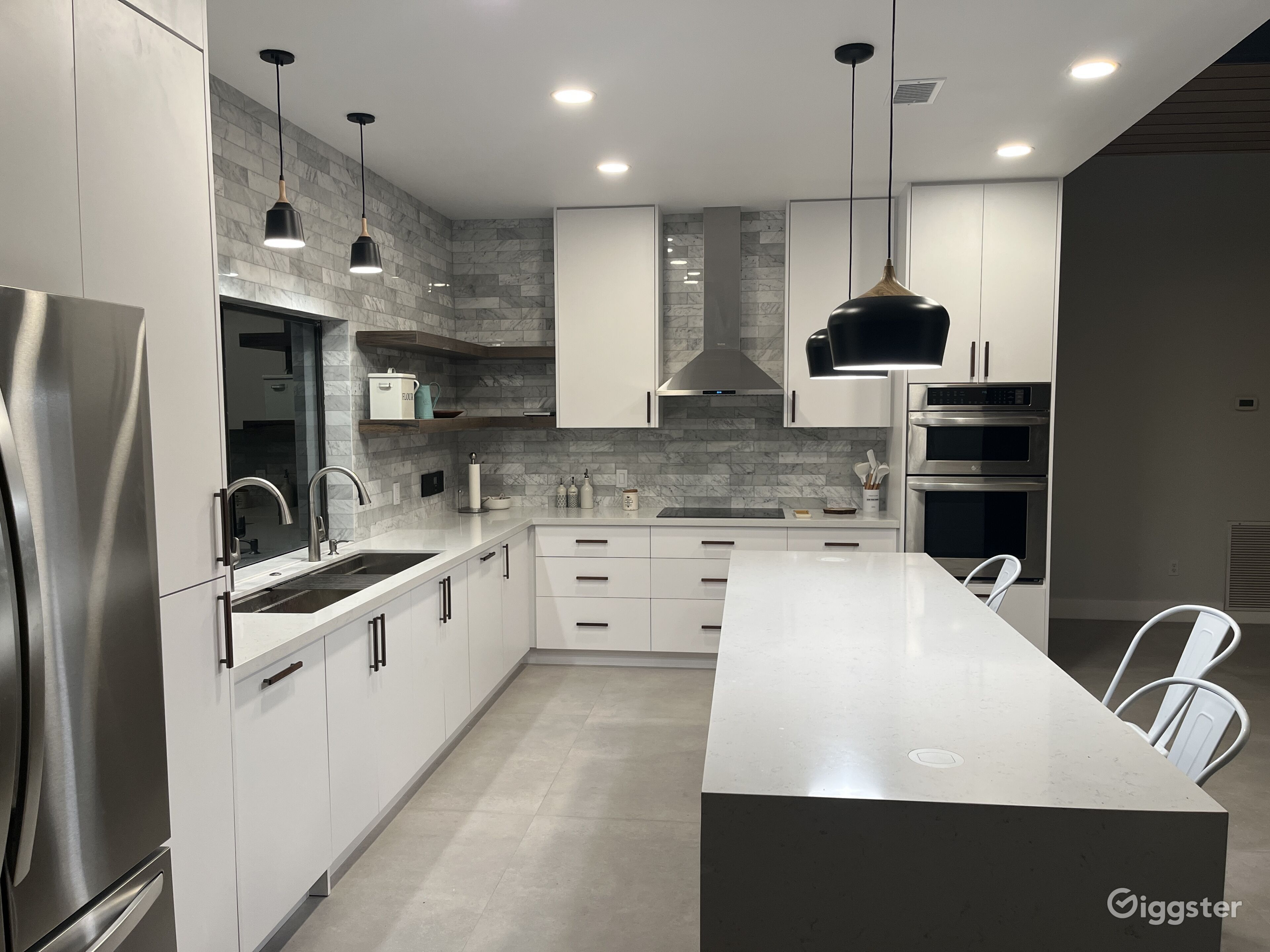 The Crossings Kendall Mid Centurymodern house Rent this location