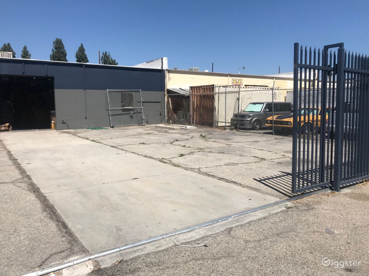 Back Ally Parking Crew Gated Car Garage Warehouse Rent this location