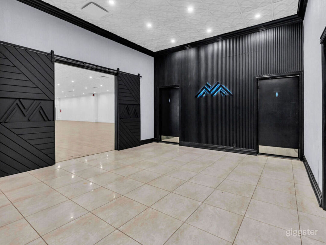 Bright, Spacious 8300 sq ft Event Hall  Photo 2