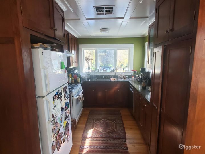 Adorable Highland Park home Rent this location on Giggster