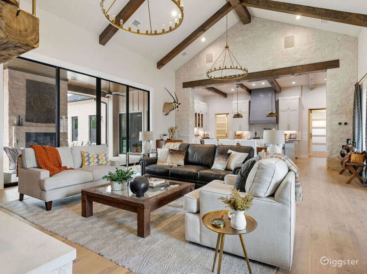 Dripping Springs Home w/ Restoration Hardware vibe Rent this location