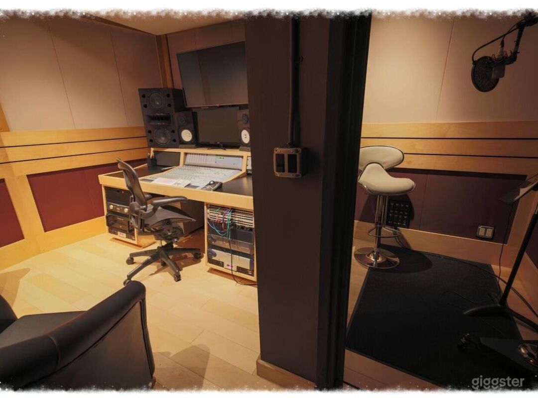 Legendary Recording Studio Q3 in Midtown Photo 2