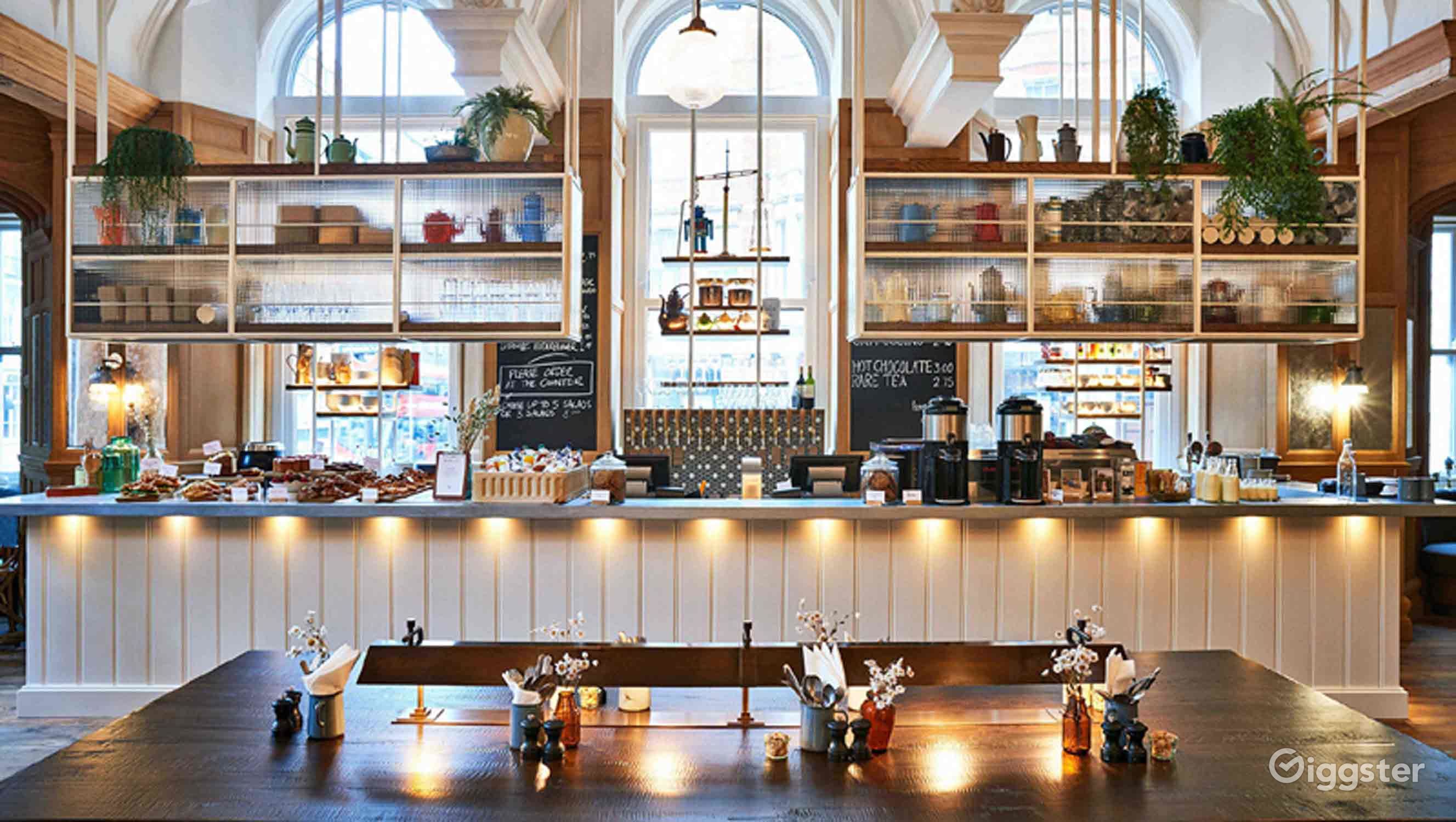 Victorian Coffeehouse in Bloomsbury, London Rent this location on