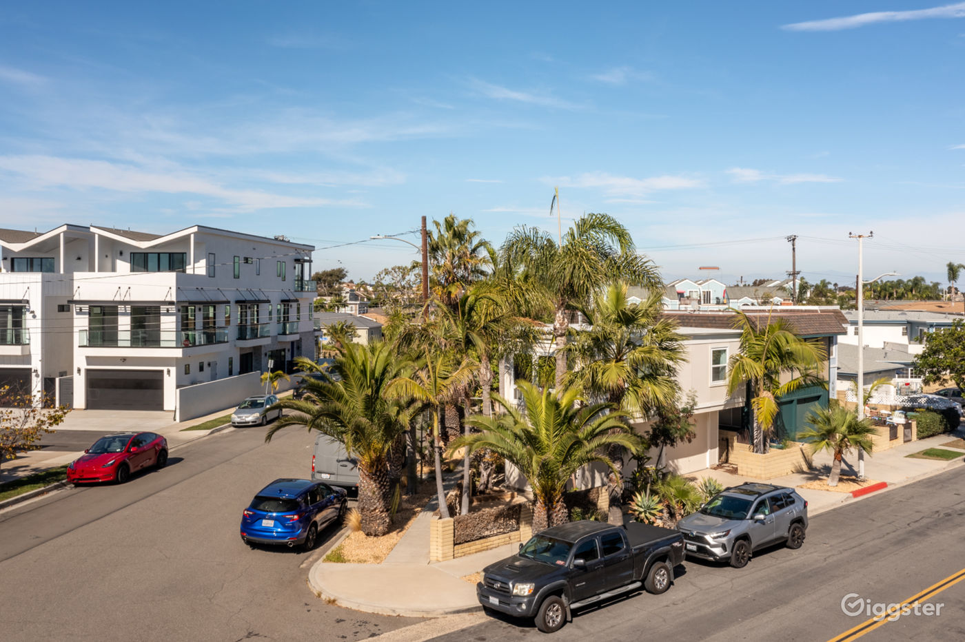 Huntington Beach Bungalow Rent this location on Giggster