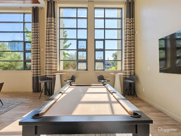 Elegant Lounge near Oracle Park Rent this location on Giggster