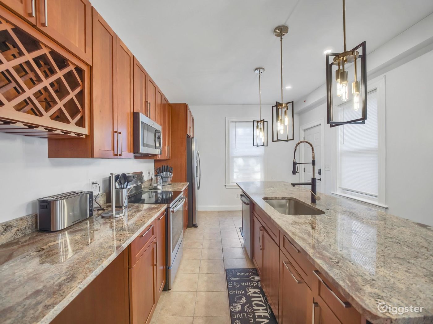 Brownstone Unit with Modern Look Rent this location on Giggster