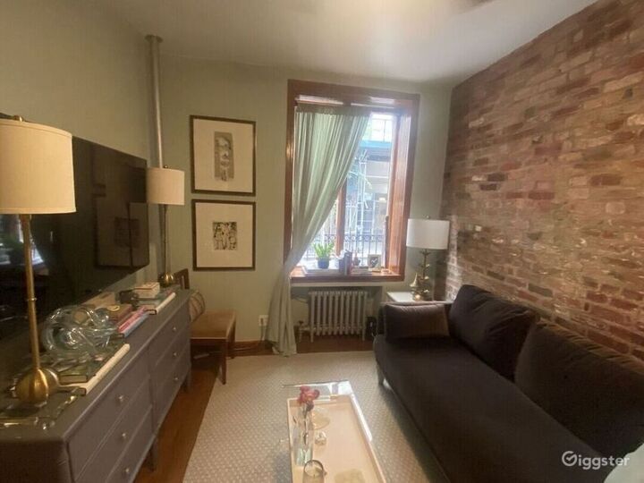 Chic West Village 1 Bedroom Rent this location on Giggster