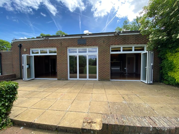 Versatile Event Space in Wraysbury Rent this location on Giggster