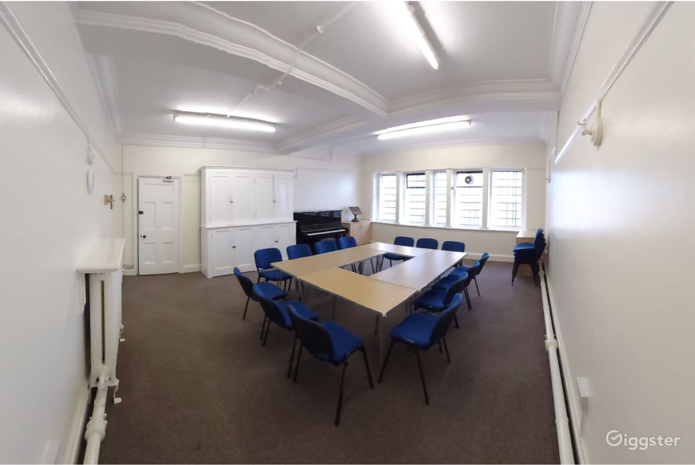 The choir room rent this location on giggster