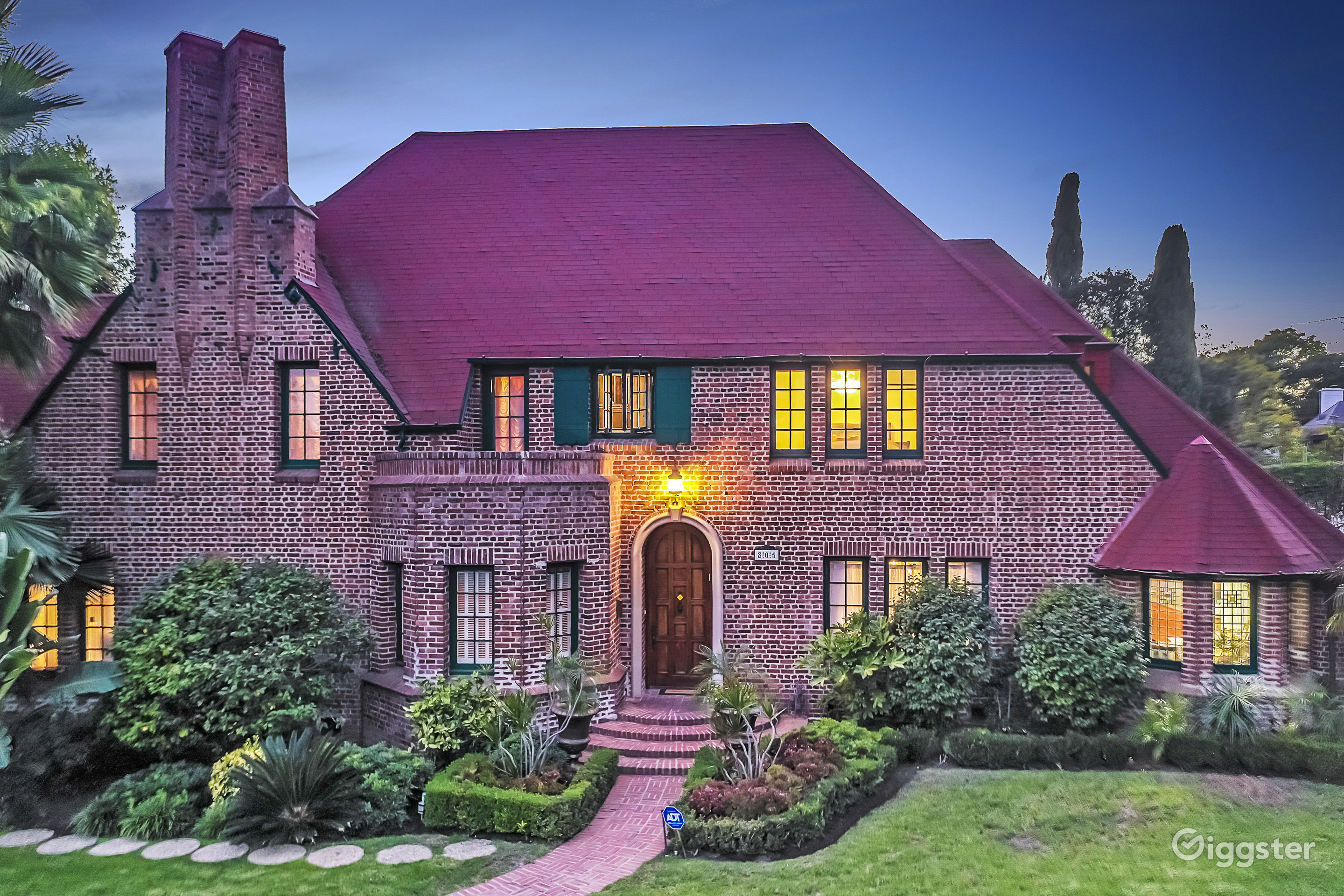 Luxurious Classic Beverly Hills Rent this location on Giggster