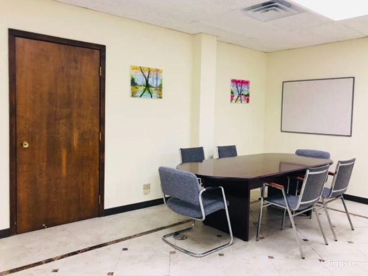 Center Hall Near O’Hare Rent this location on Giggster