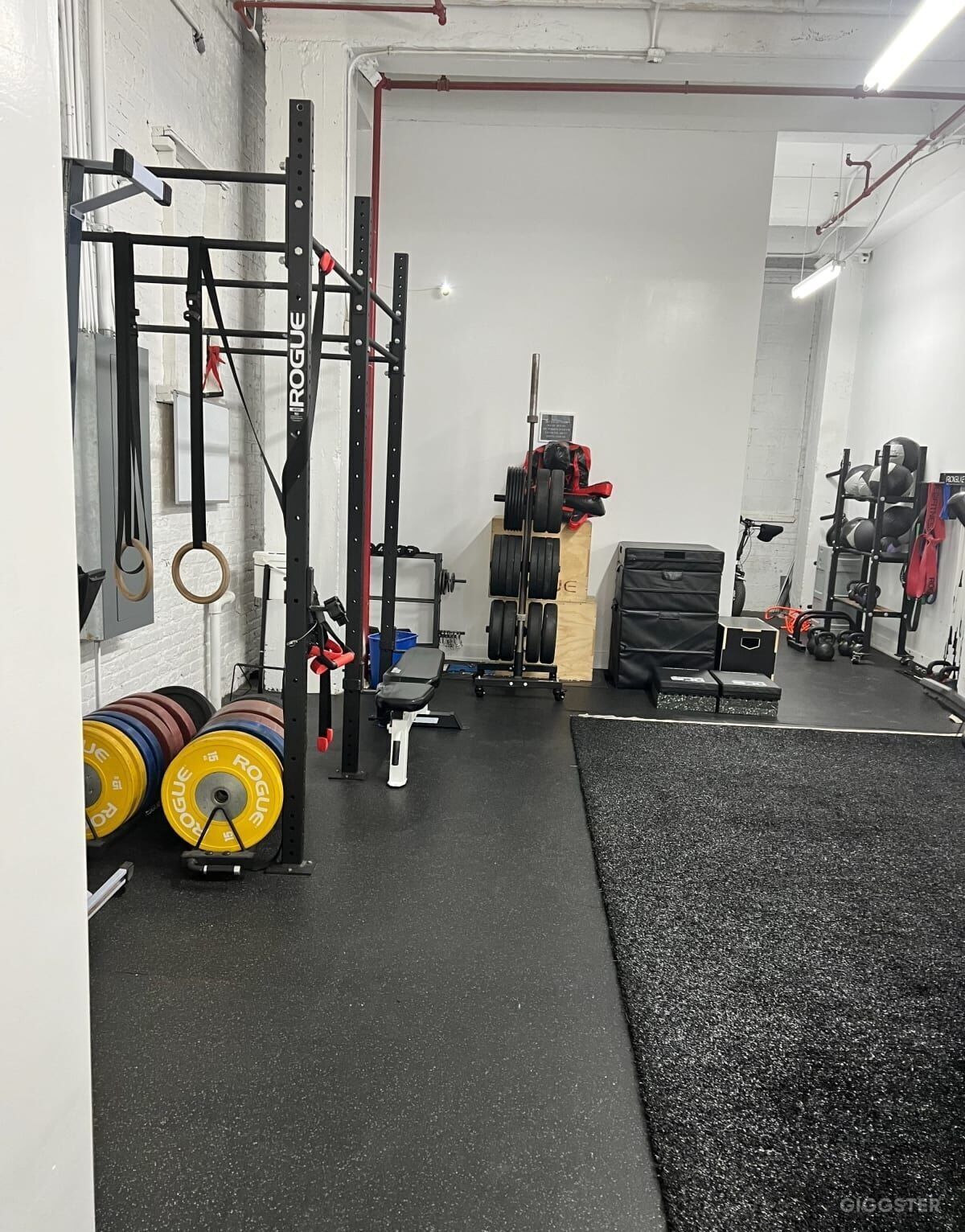 Spacious and Fully Equipped Martial Arts Gym Rent this location on