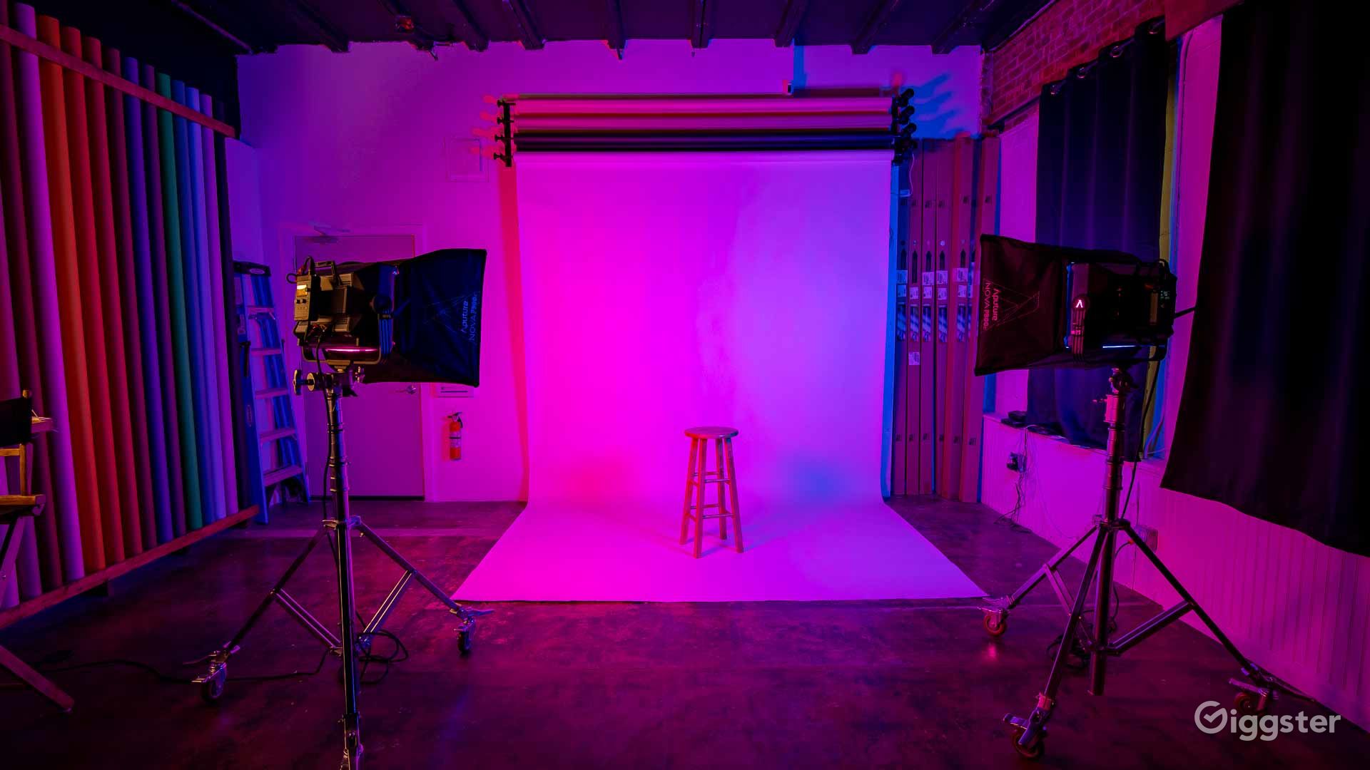 All Inclusive Multi Set Photo Studio Rent this location on Giggster