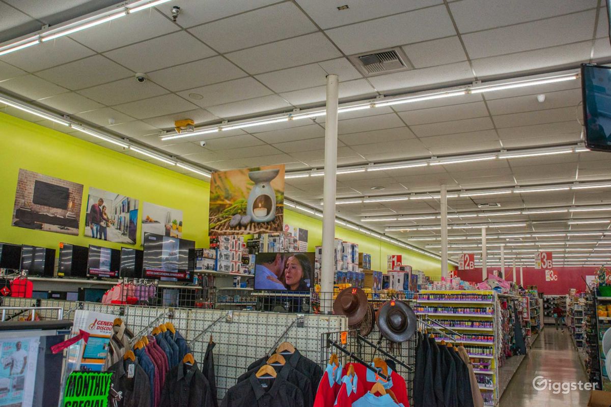 Huge Department Store in Inglewood Rent this location on Giggster