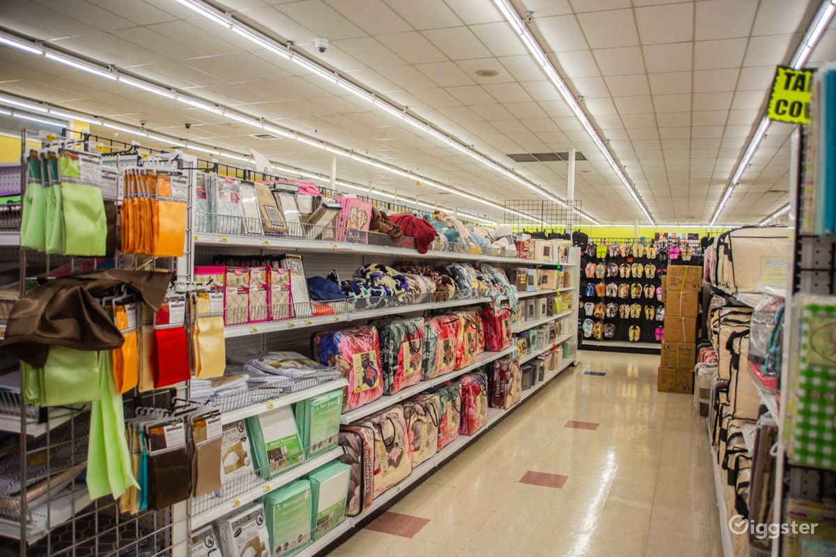 Huge Department Store in Inglewood Rent this location on Giggster