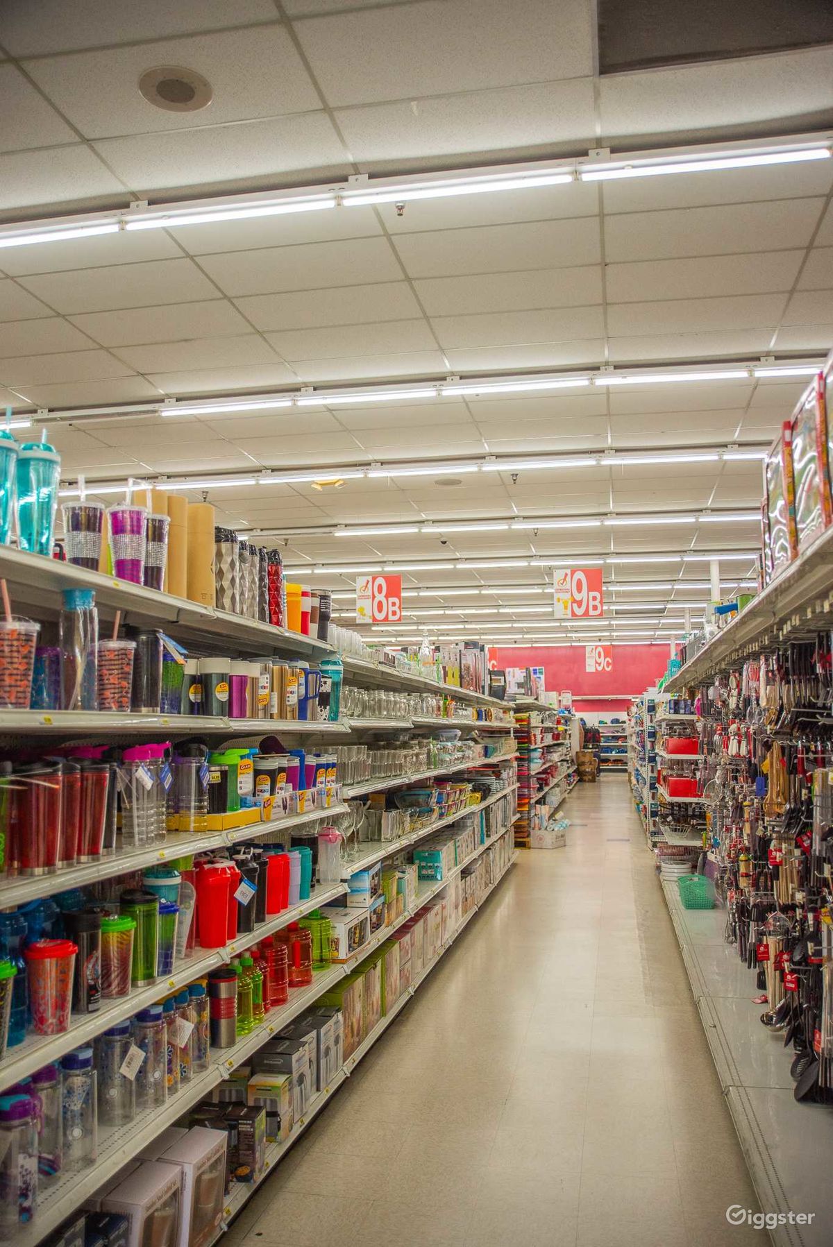 Huge Department Store in Inglewood Rent this location on Giggster