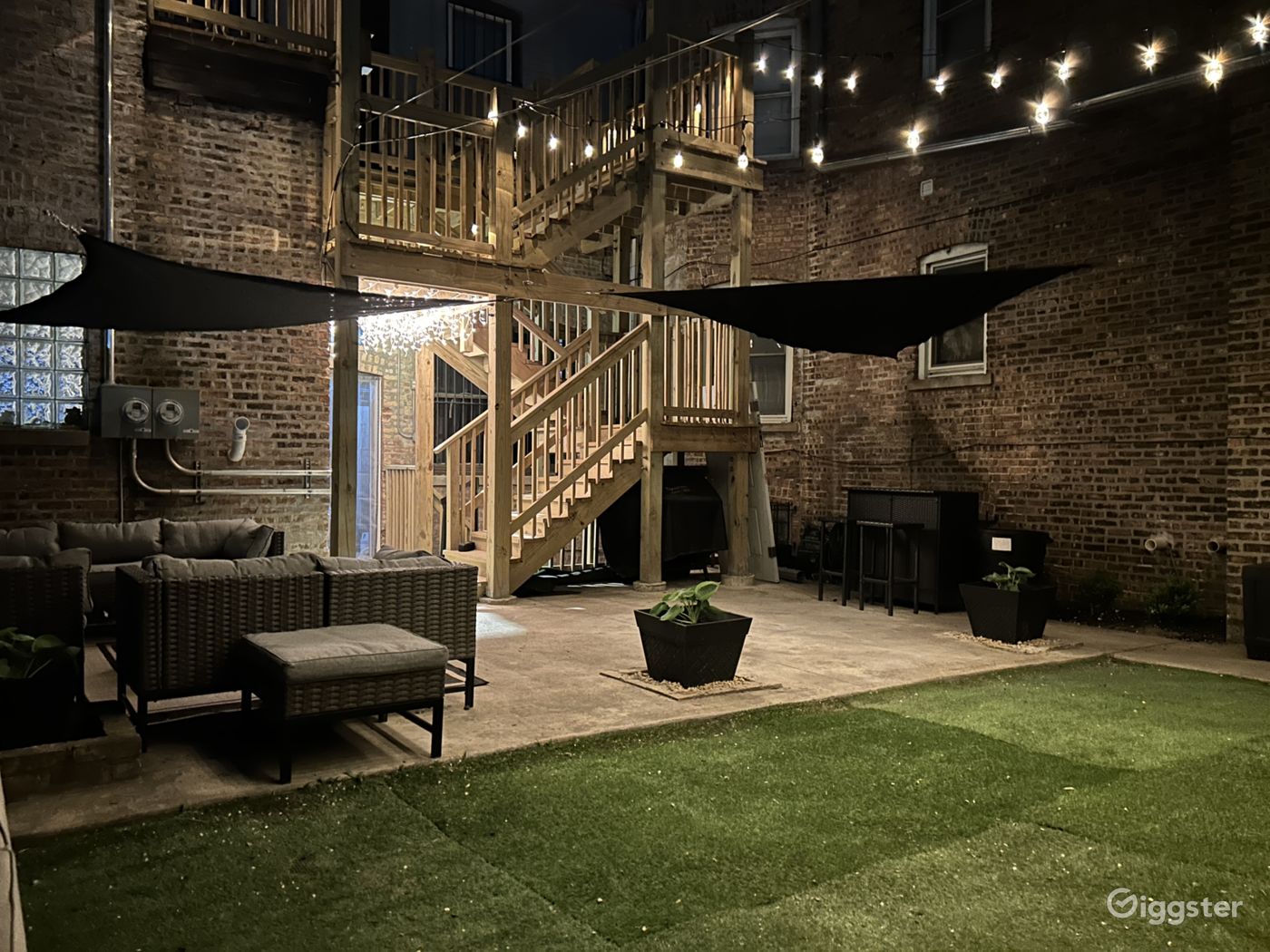 Intimate & Trendy Chicago Lawn Outdoor Event Space Rent this location on Giggster