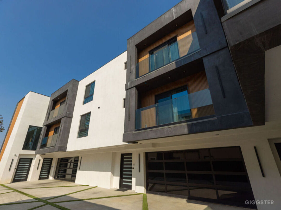 One of a kind Residential building for Filming Photo 3
