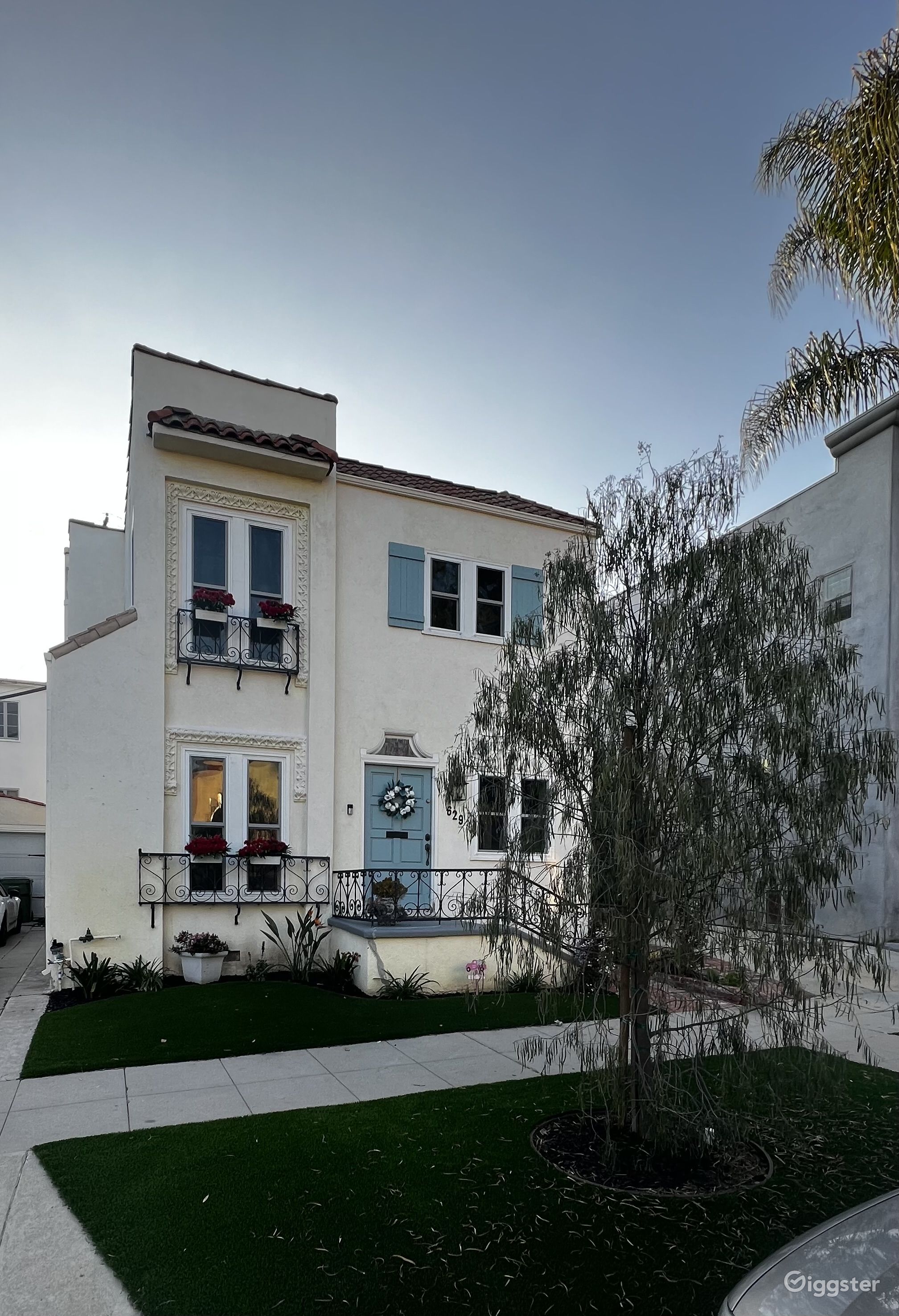 Charming colonial in Larchmont Rent this location on Giggster