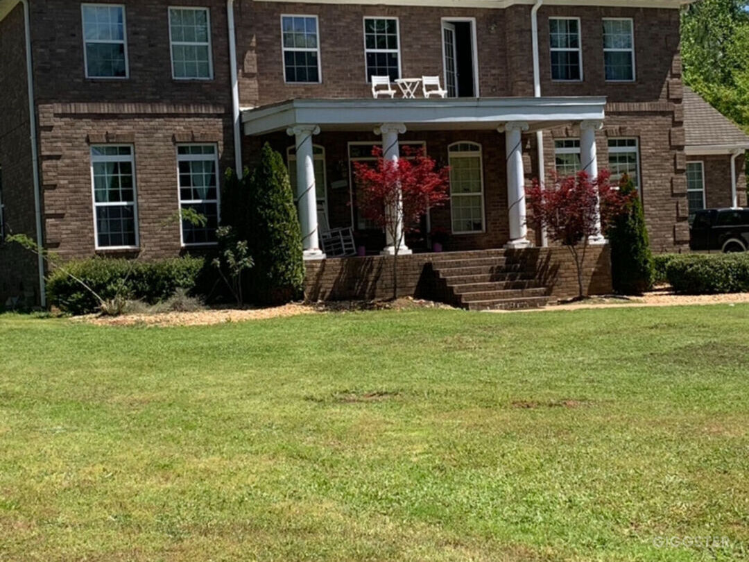 Chattahoochee Hills Tropical Estate Rent this location on Giggster