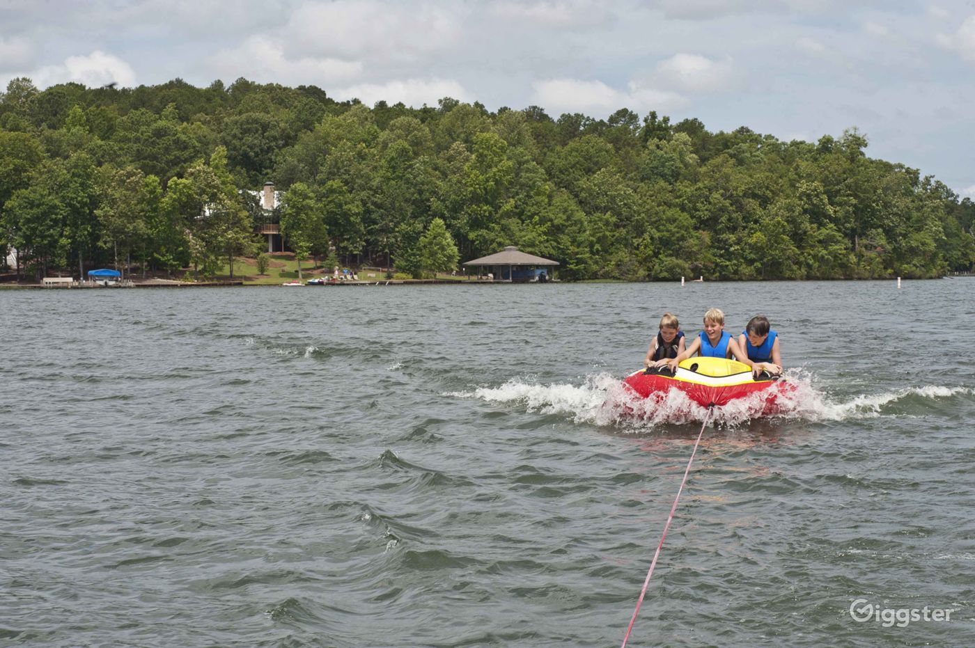 Lake Oconee Rent this location on Giggster