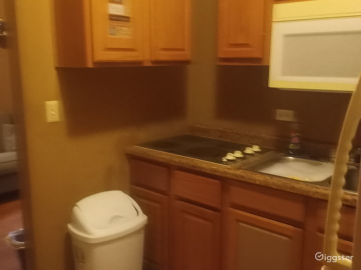 Cozy Gallery in Harvey, Illinois Rent this location on Giggster