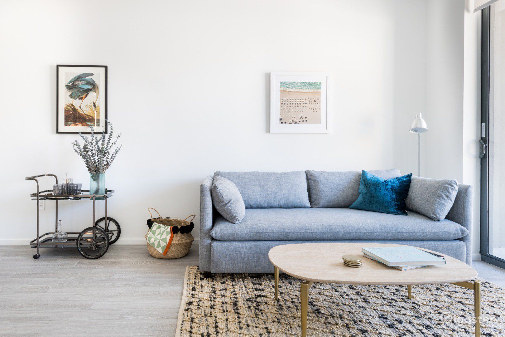 2Bedroom Apartment in The Heart of Downtown Miami Rent this location