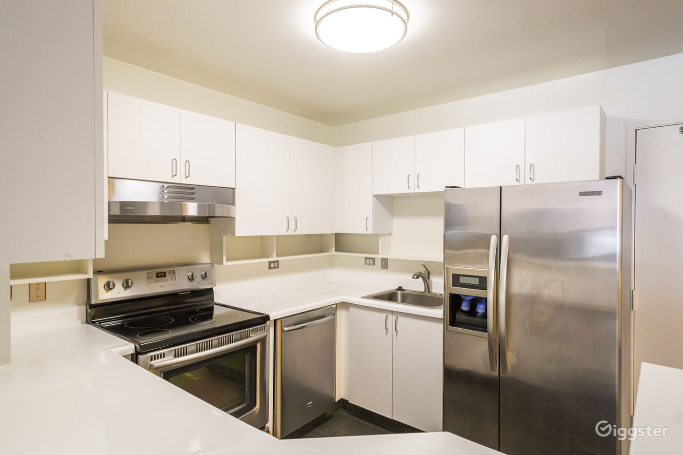 Grand Central Apartments Rent this location on Giggster