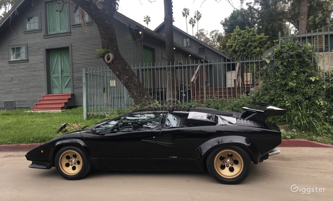 Black Countach Rent this location on Giggster