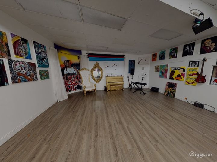 Studio A for Photoshoots in Lyndhurst Rent this location on Giggster