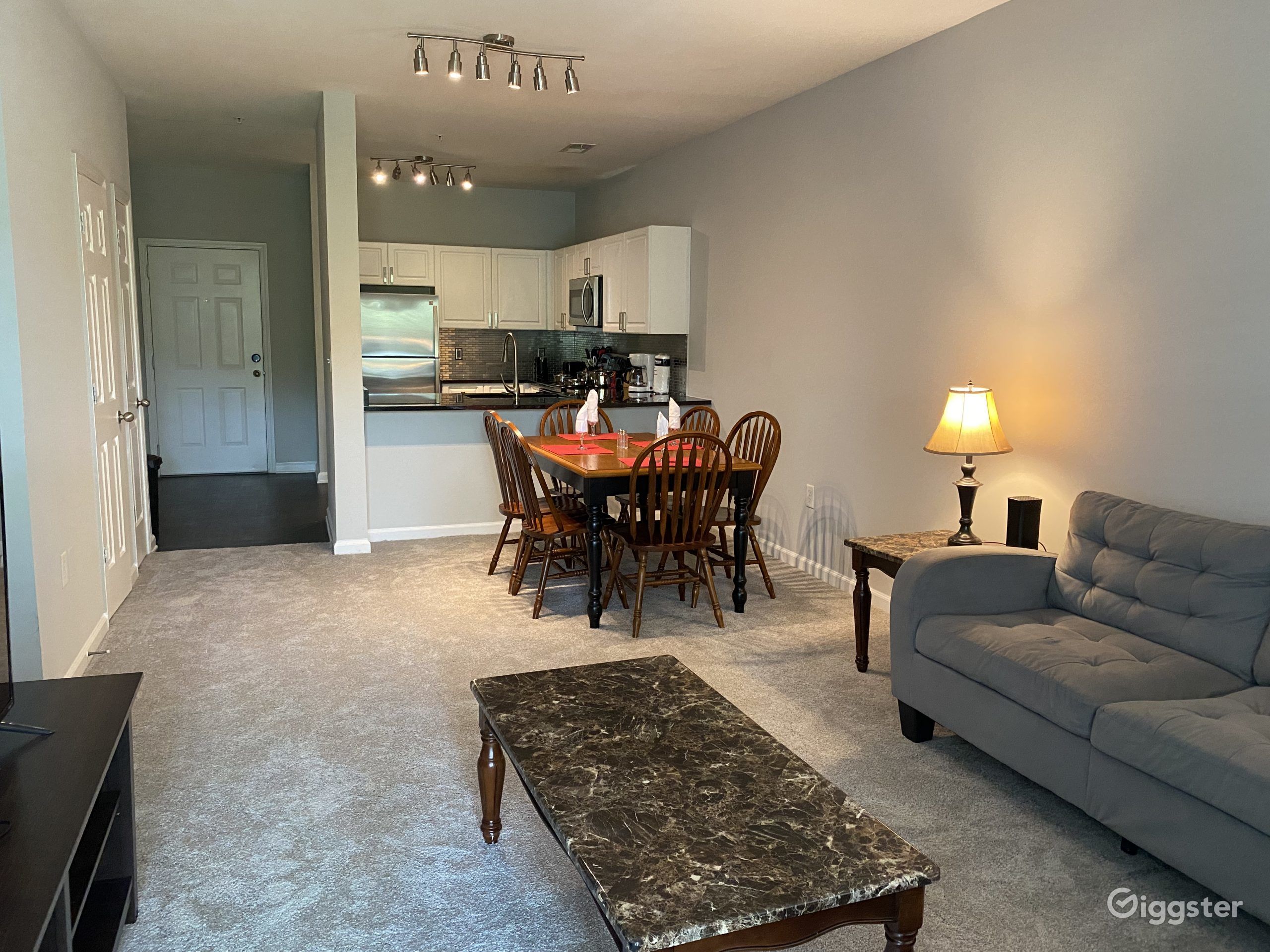 Apartment Rent this location on Giggster