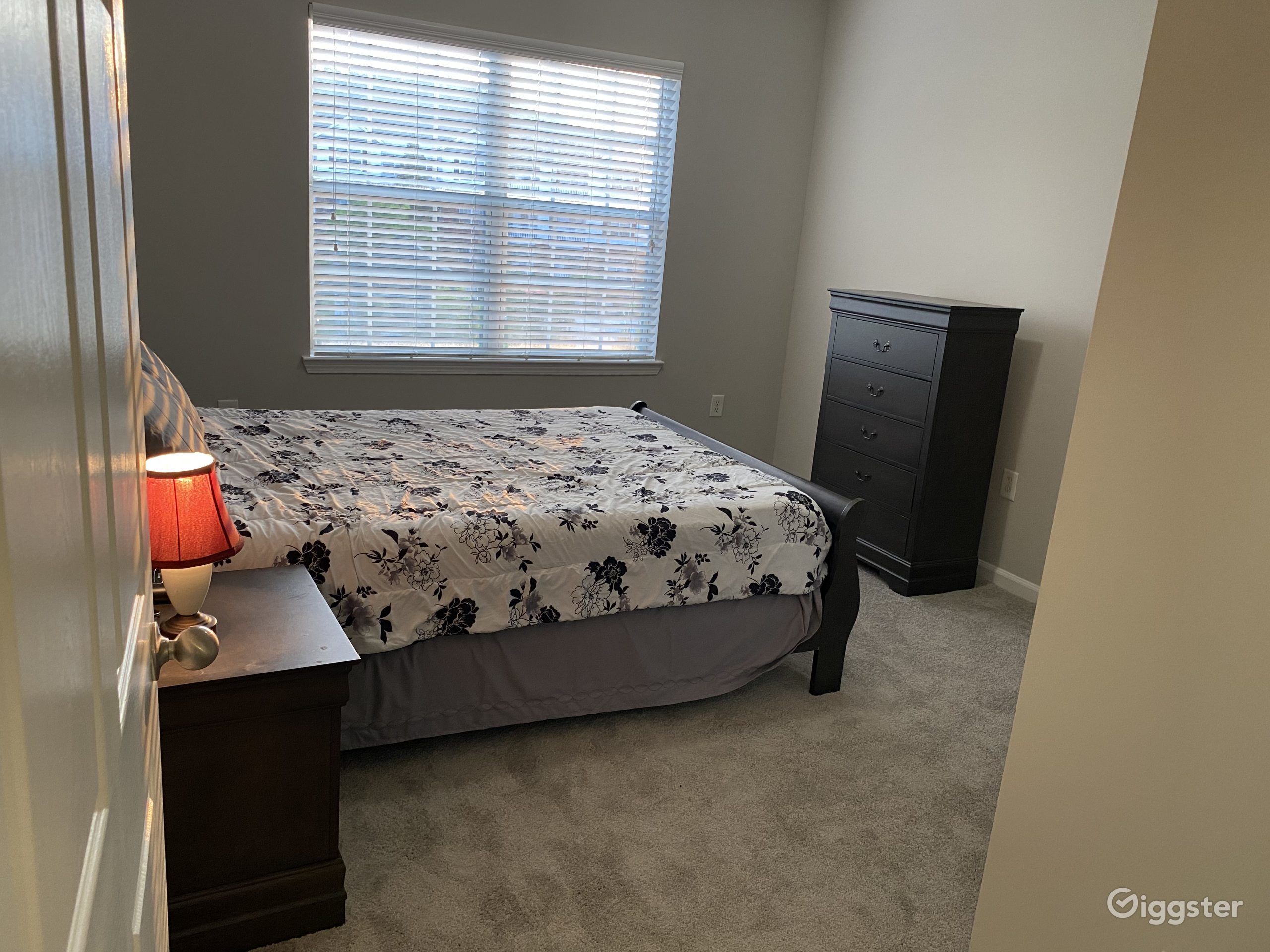 Apartment Rent this location on Giggster