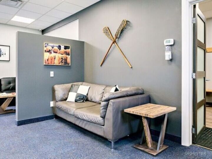 Fitness Studio Space in Toronto's East End Rent this location on Giggster