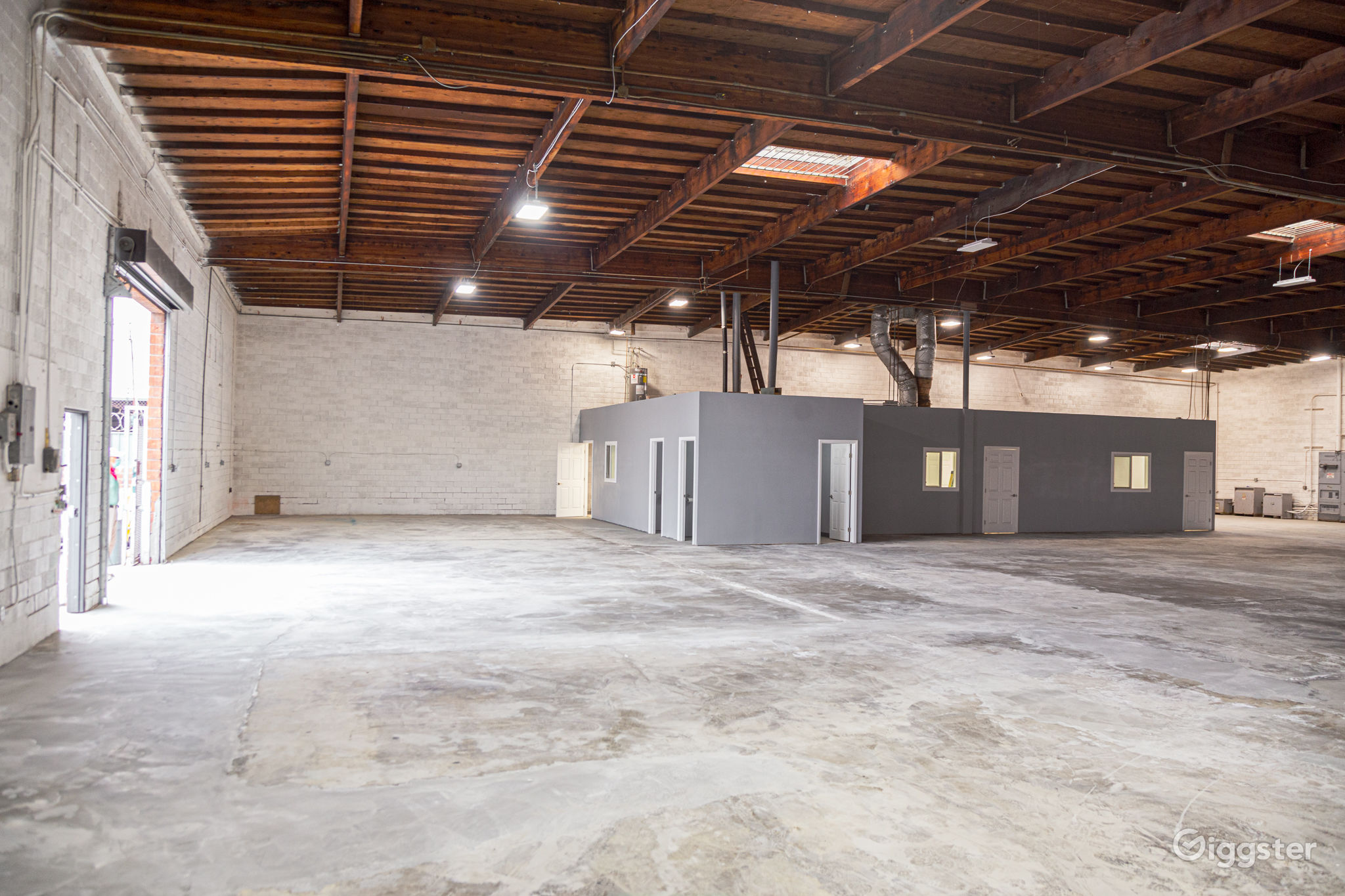 Film Studio/Warehouse w/ All New Everything! Rent this location on
