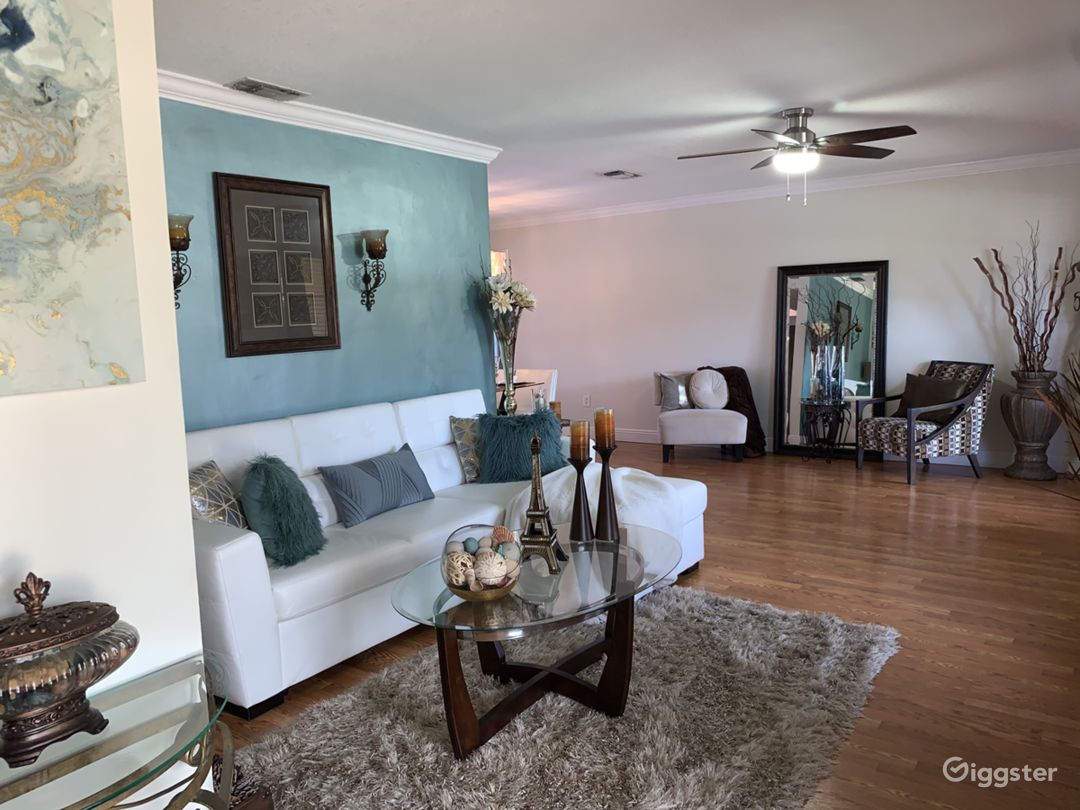  Luxury Lifestyle with Private Pool 