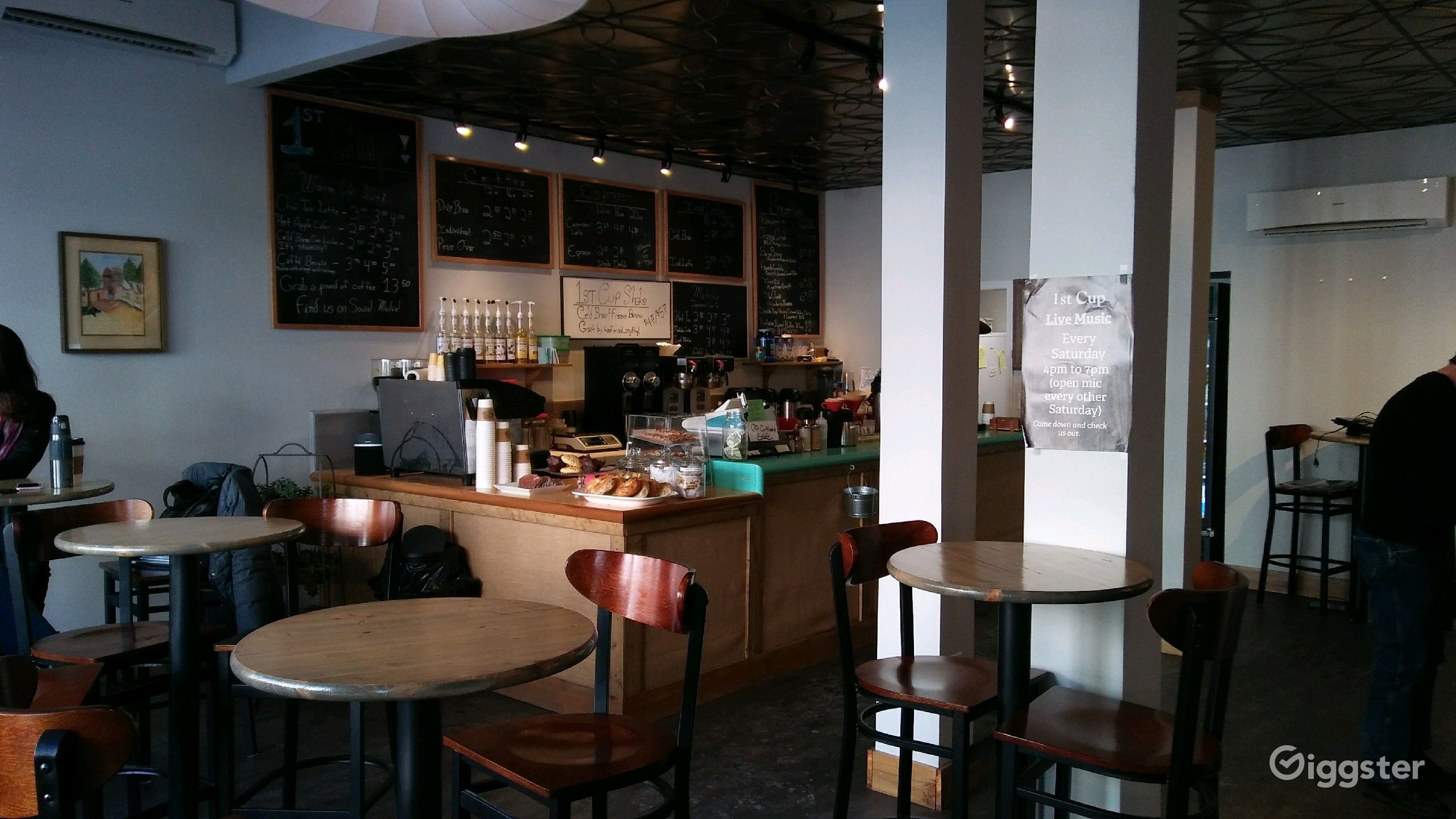 Elegant Coffee House Rent this location on Giggster