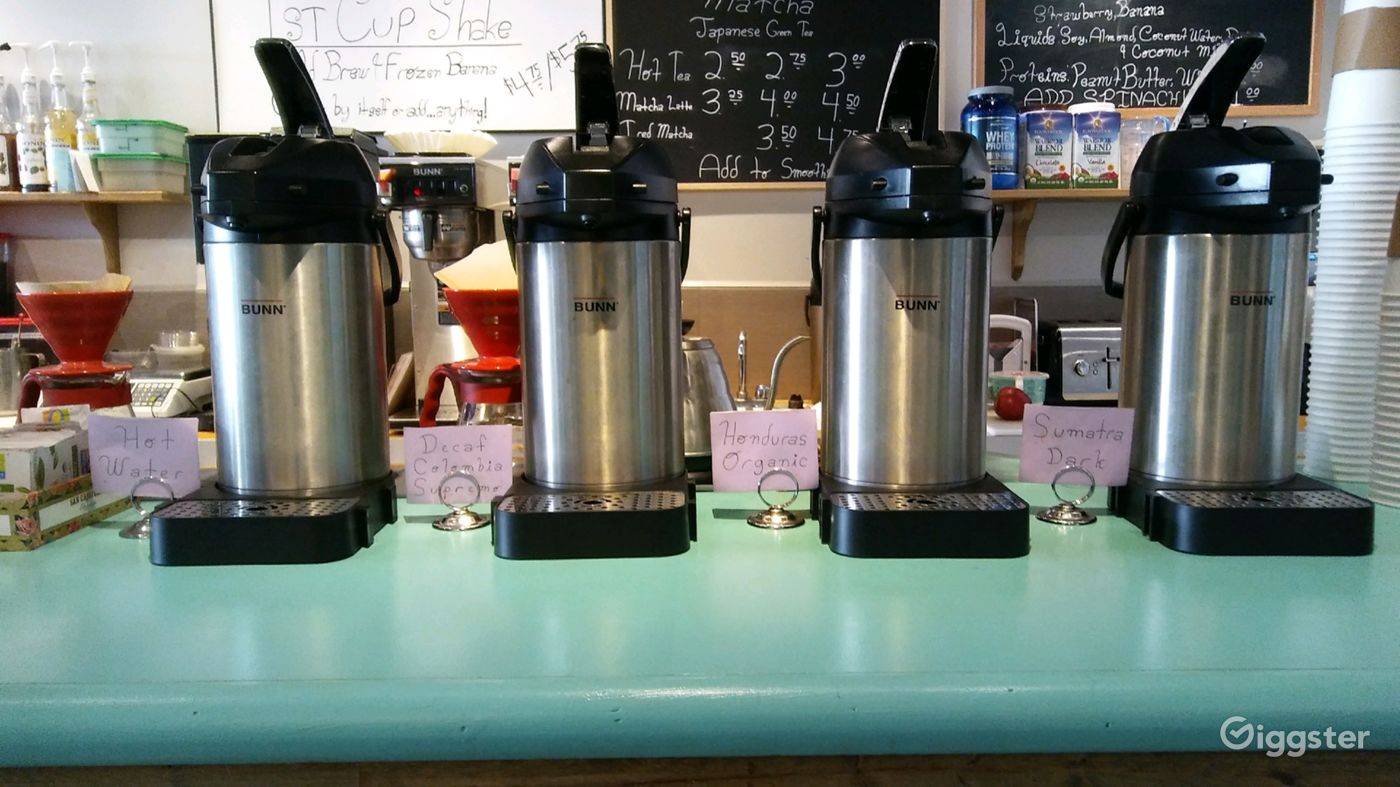 Elegant Coffee House Rent this location on Giggster