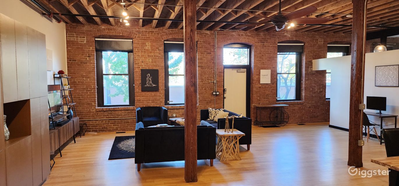 Stunning loft in Newark Ironbound/ 20 mins to NYC / Lots of Natural