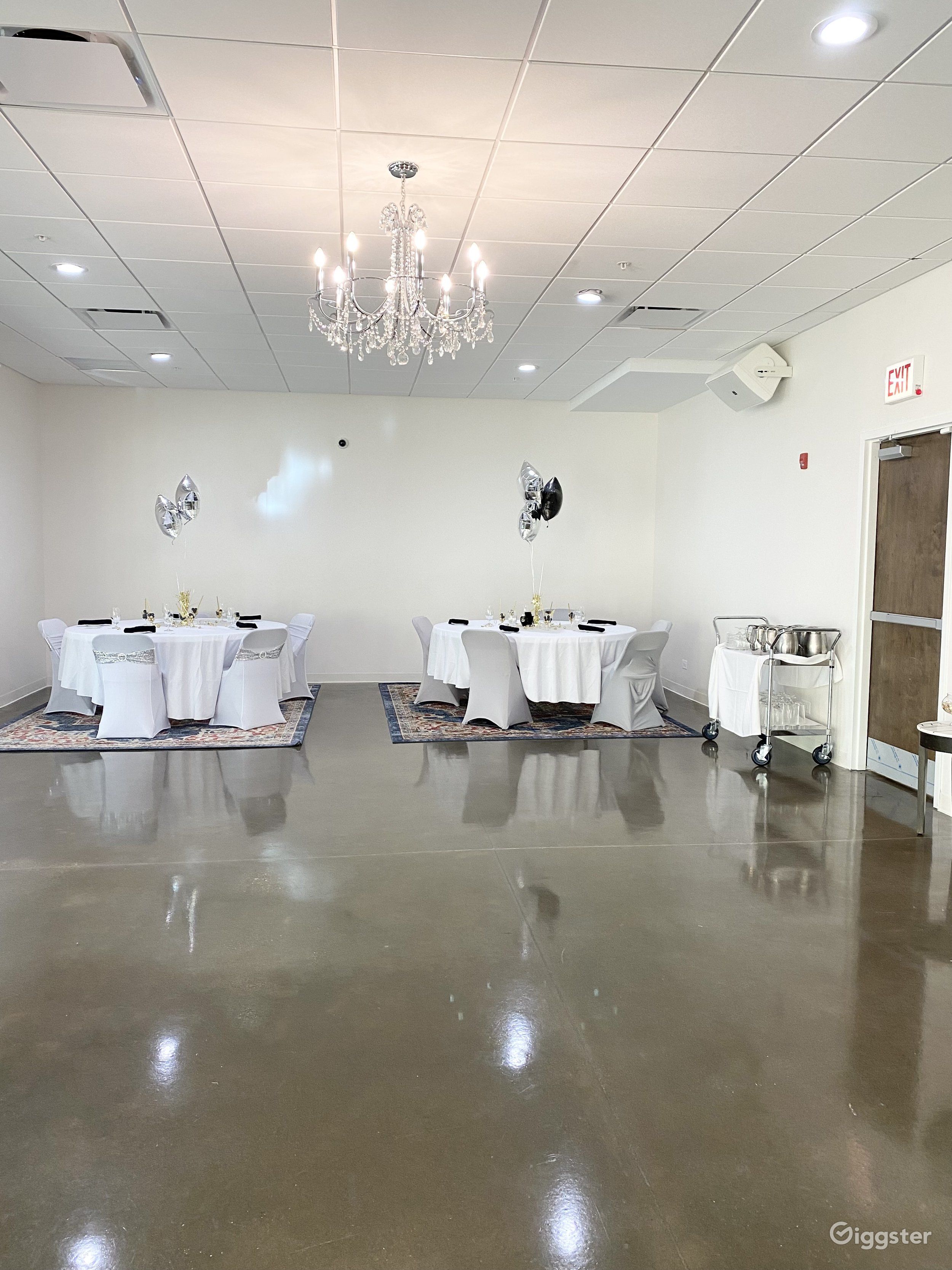 Banquet Event Room Rent this location on Giggster