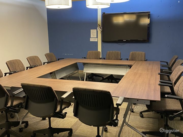 Meeting Rooms in Excelsior Rent this location on Giggster