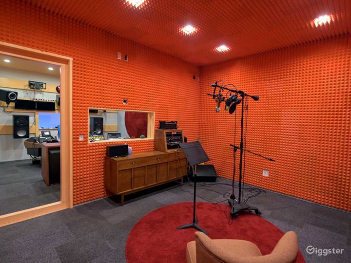 Production and Recording Studio in Berkeley Rent this location on