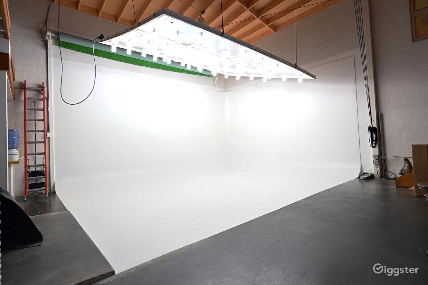 Production and Recording Studio in Berkeley Rent this location on