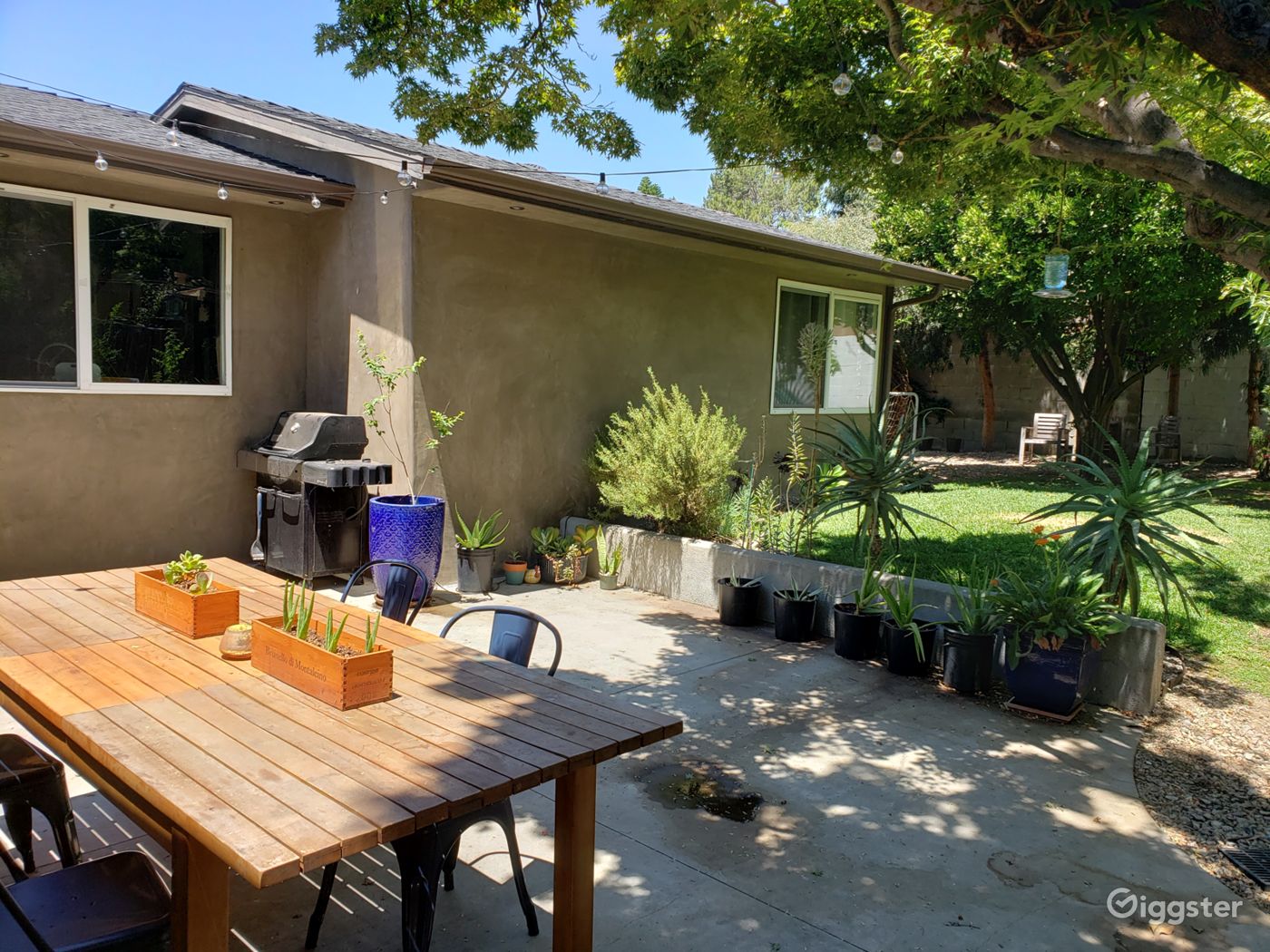 Modern Suburban Home with Backyard Rent this location on Giggster