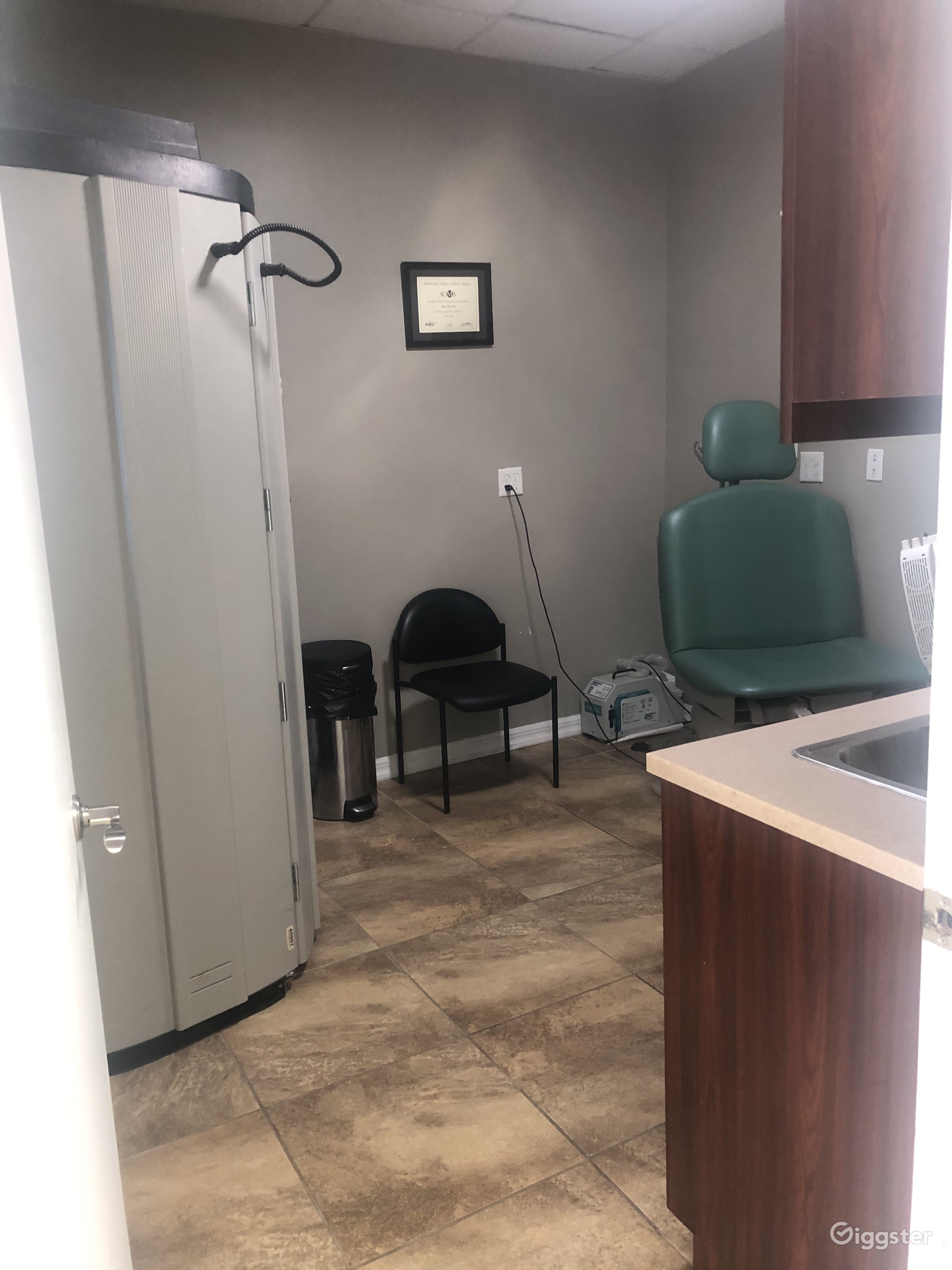 Doctor's Office | Rent this location on Giggster
