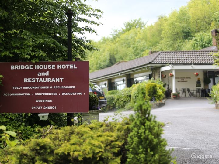 Fully Equipped Hotel in Reigate Rent this location on Giggster