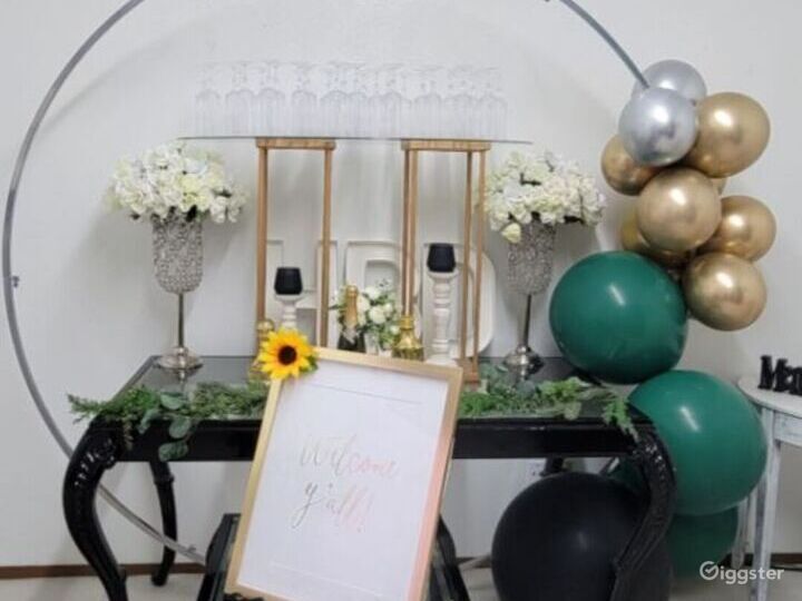 Stunning Party Room in Mesquite Rent this location on Giggster