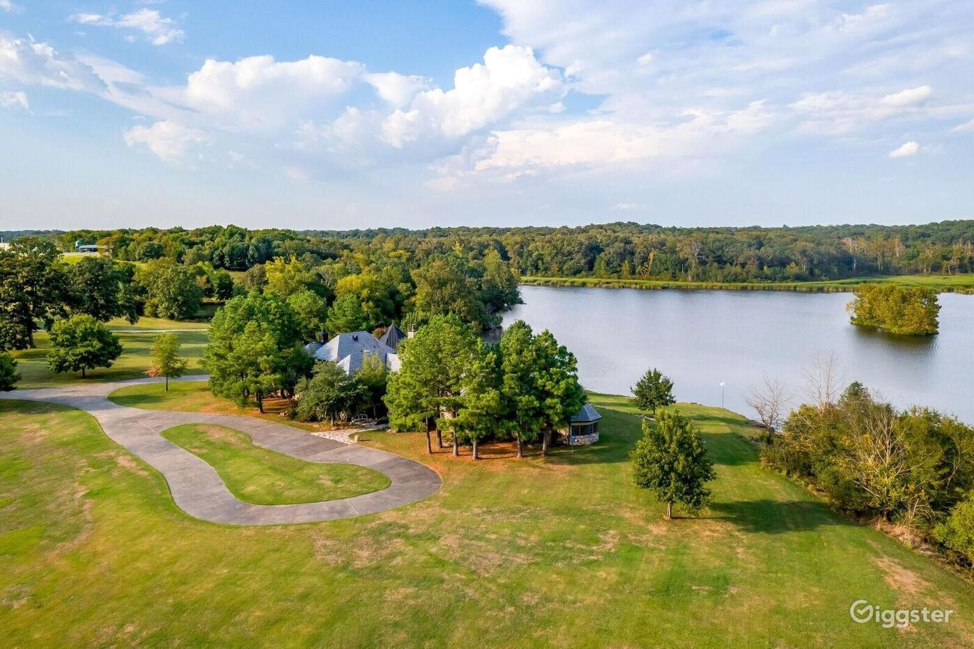 Working Cattle Ranch in Choctaw County Rent this location on Giggster