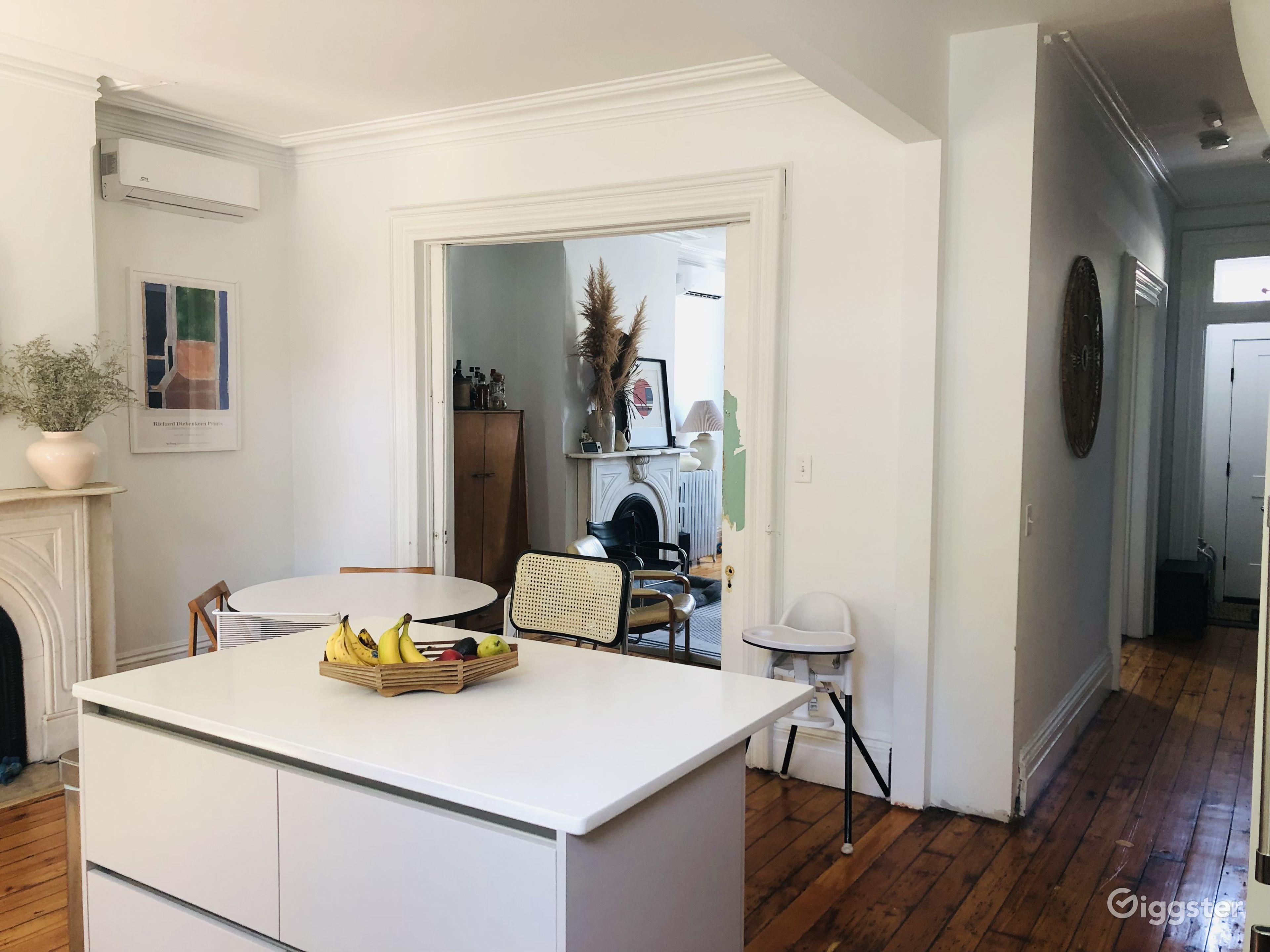 Historic Brownstone with tons of natural light Rent this location on