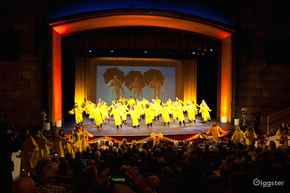 Open Theater Rent this location on Giggster