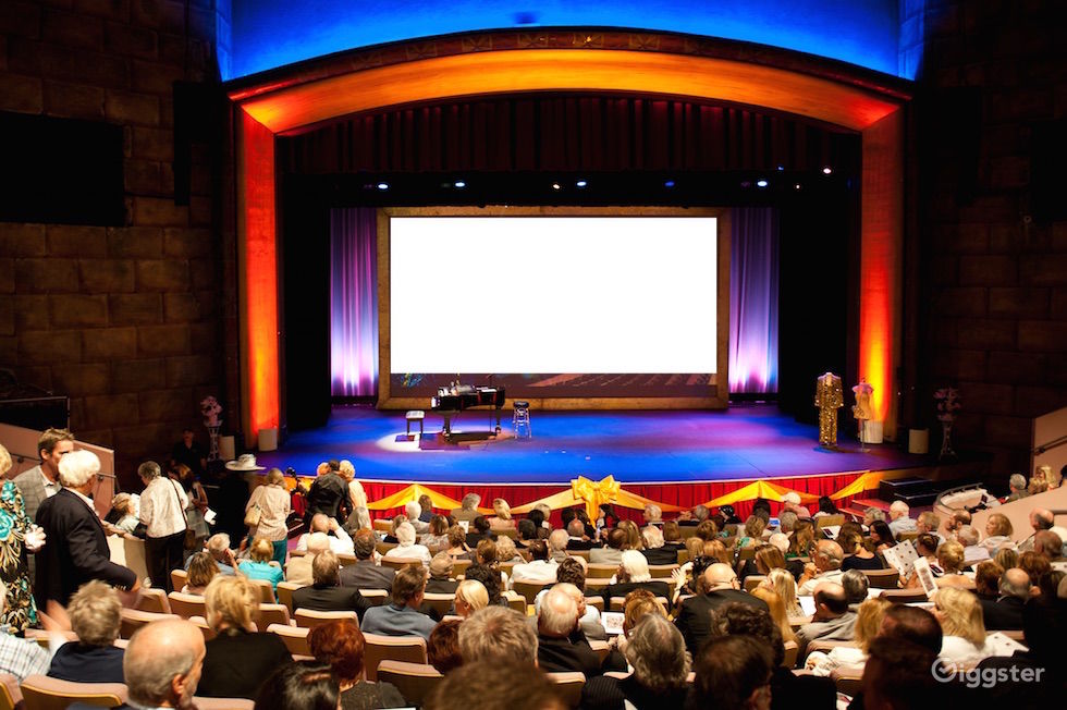 Open Theater Rent this location on Giggster